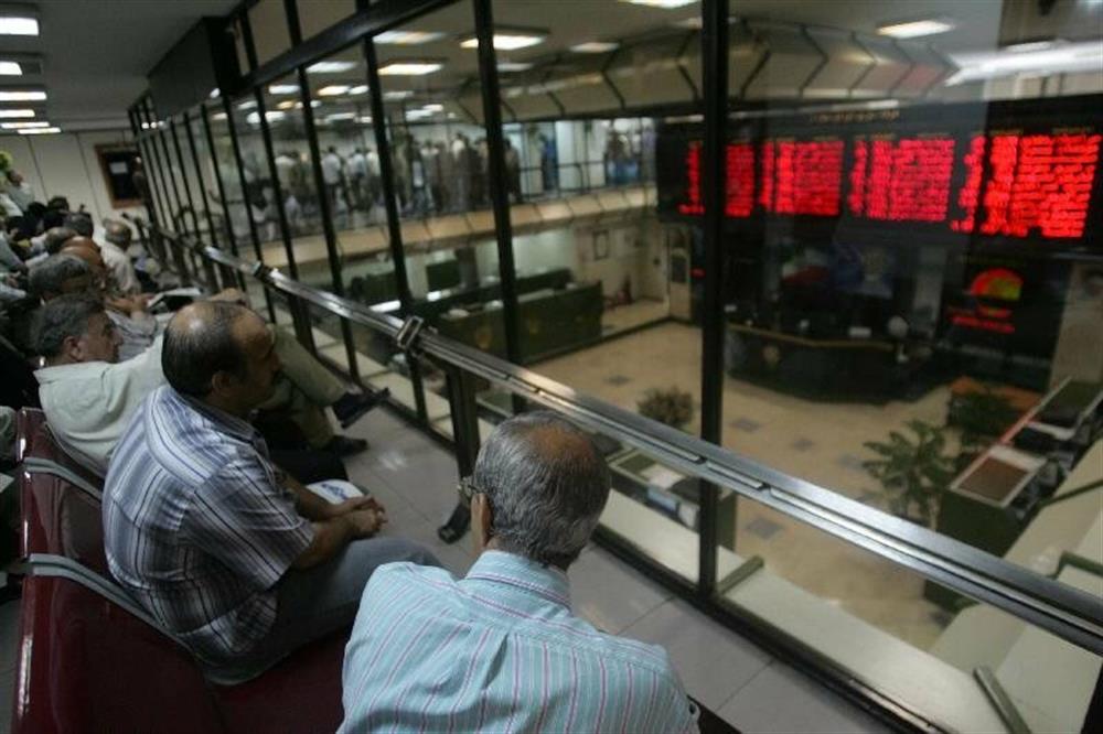 در بورس تهران: ۴ میلیارد و ۴۷۰ میلیون سهم و اوراق بهادار داد و ستد شد